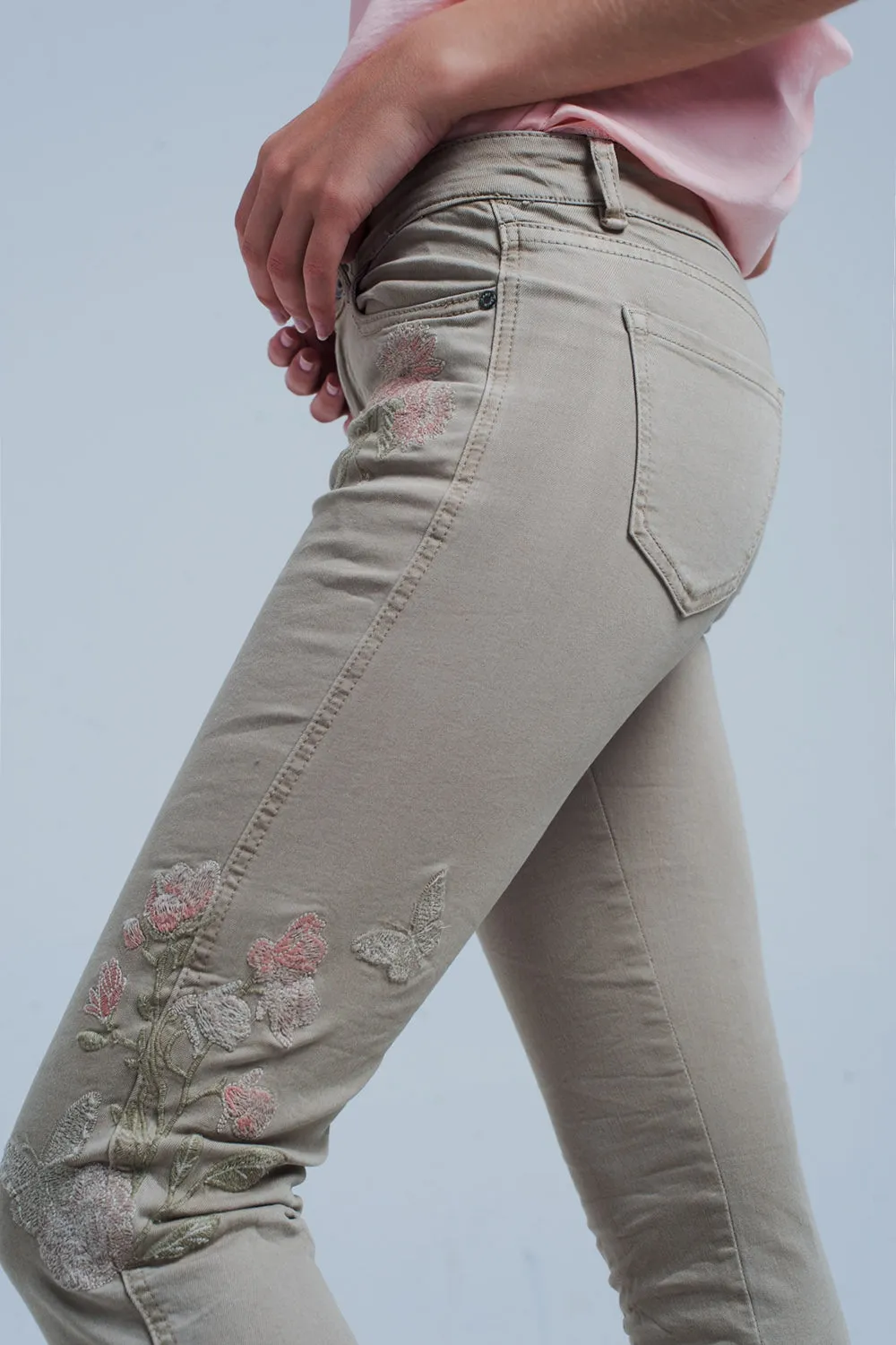 Beige Jeans With Floral Embroidery