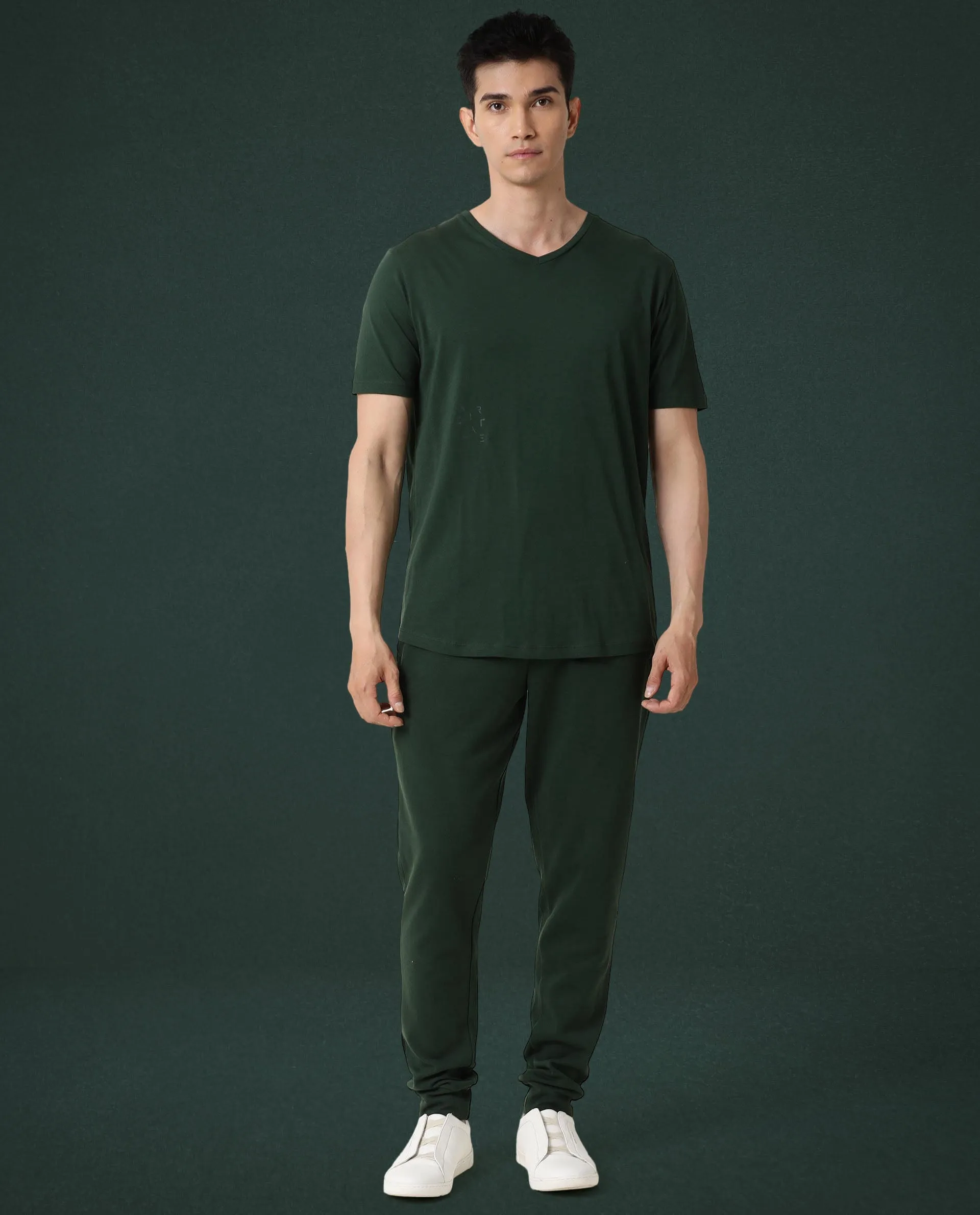 Rare Rabbit Articale Men's Cleok Mountain Green Solid V-Neck Relaxed Fit Half Sleeves T-Shirt