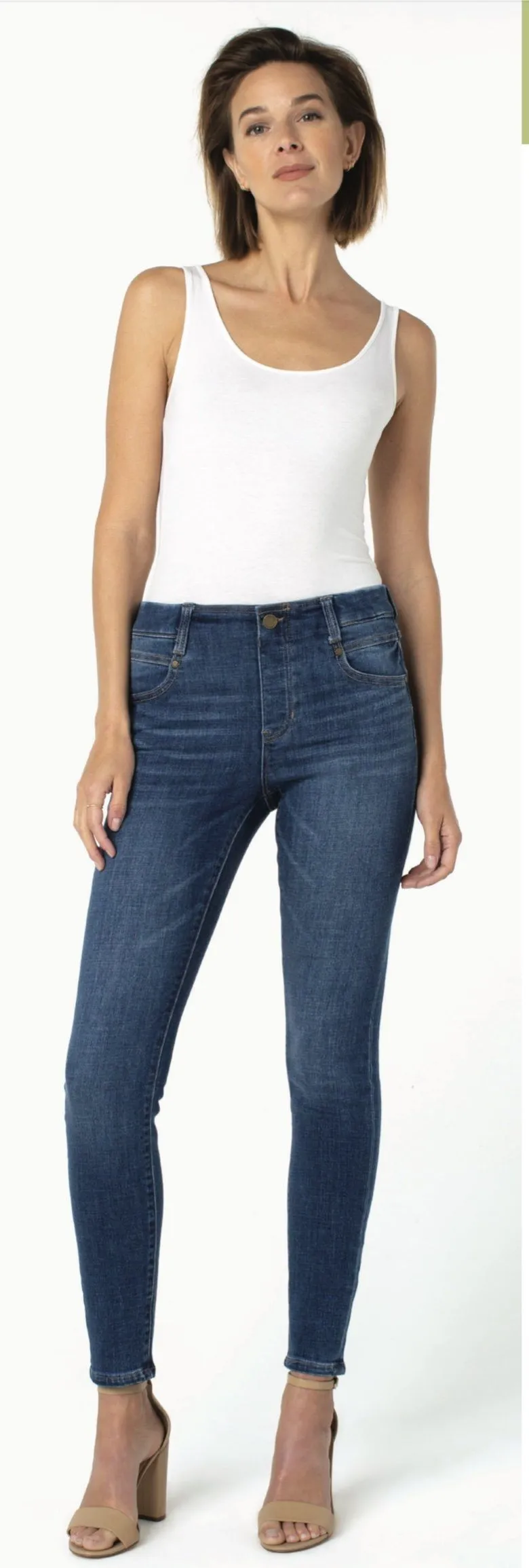 SLIM PULL ON MID RISE LIGHT WASH GLIDER JEANS